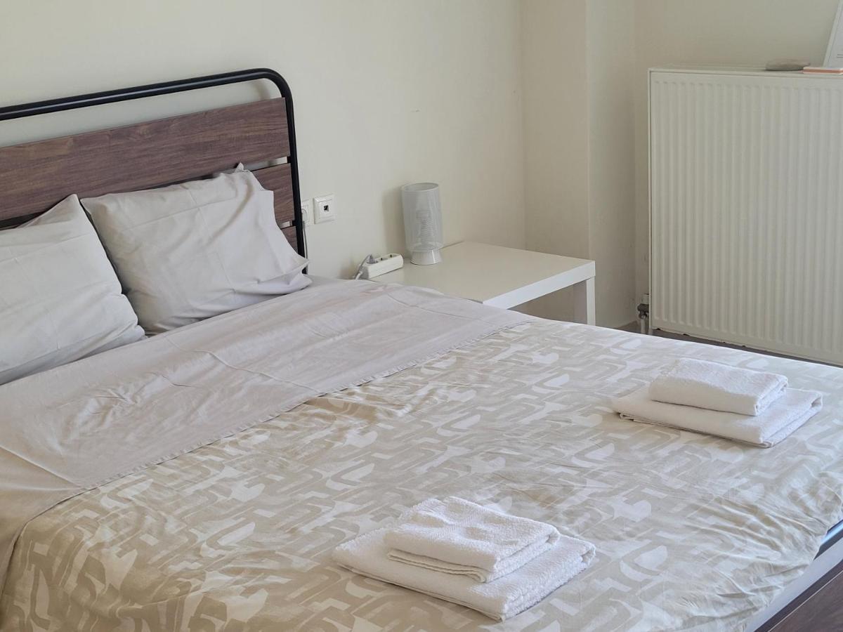 Relaxing City Center West Luxury Studio Каристос Экстерьер фото