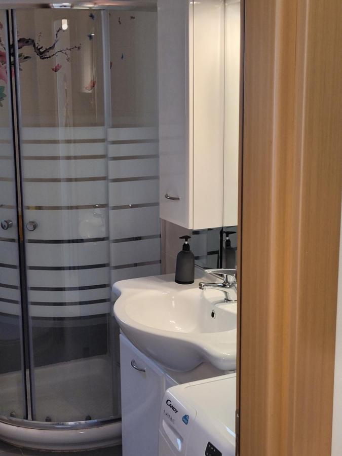 Relaxing City Center West Luxury Studio Каристос Экстерьер фото