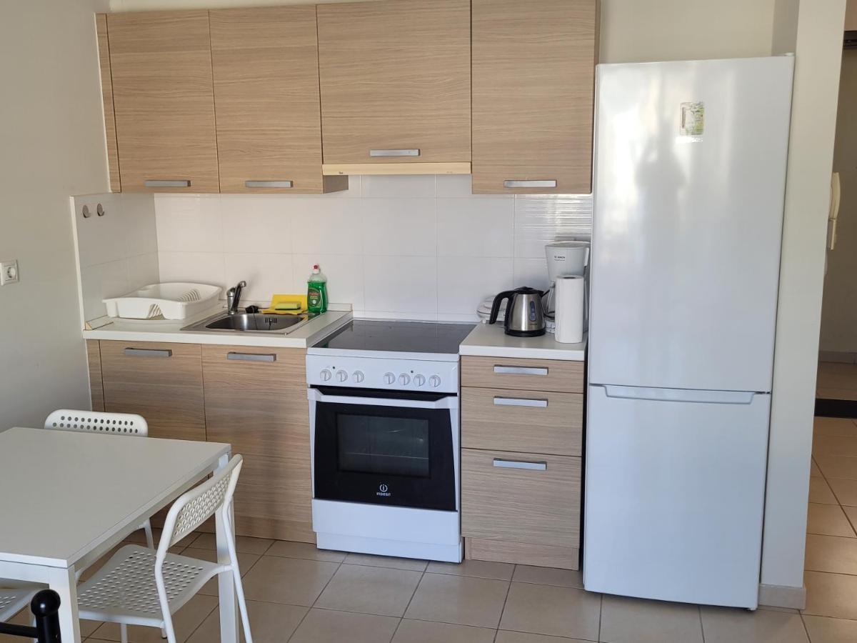 Relaxing City Center West Luxury Studio Каристос Экстерьер фото